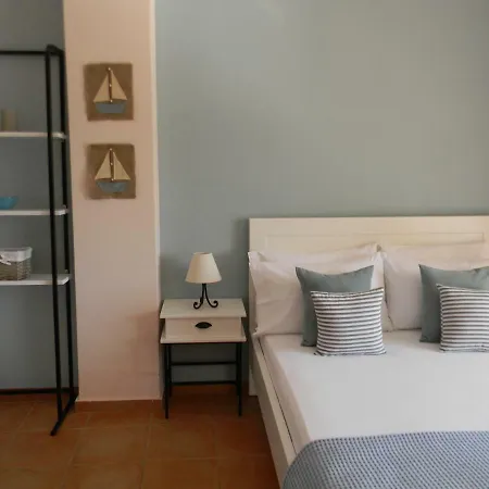 Kostandin Guest house *