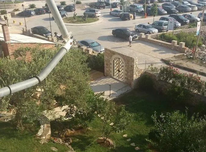 Kostandin ゲストハウス ケパロ